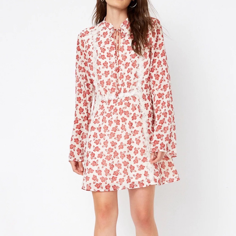 Tularosa Addis‎ Red Floral Mini Dress